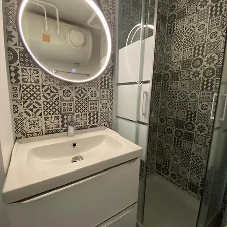 Le Vesulien 2 - Ma Petite Resa Appartement Vesoul Buitenkant foto