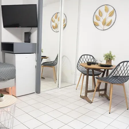 Le Vesulien 2 - Ma Petite Resa Appartement Vesoul Buitenkant foto